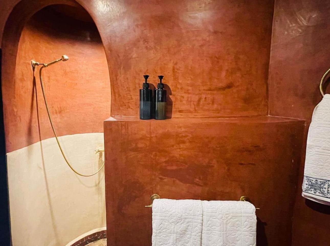 Riad Bjoujna Marrakesh Bagian luar foto