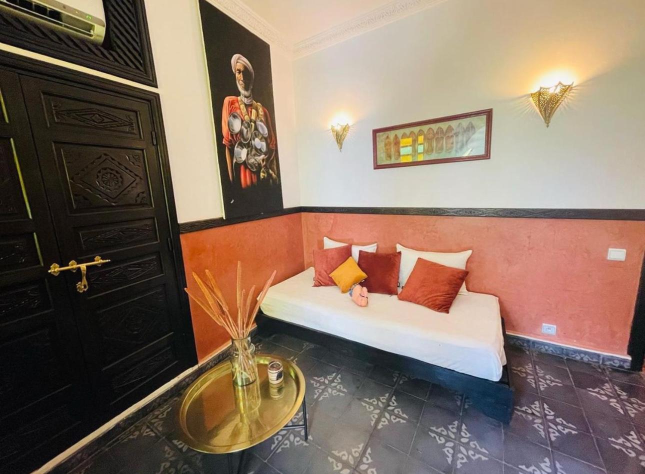Riad Bjoujna Marrakesh Bagian luar foto