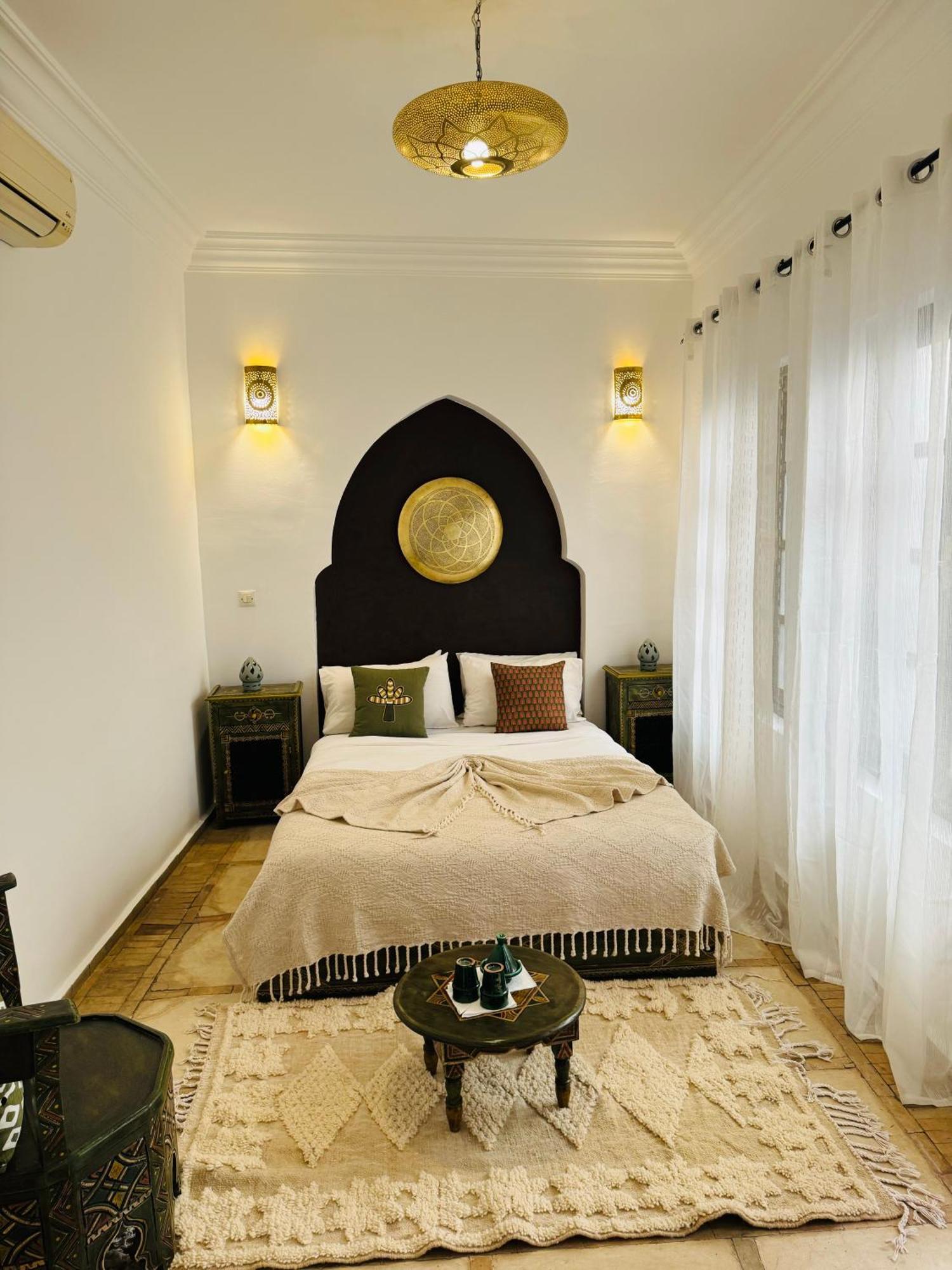 Riad Bjoujna Marrakesh Bagian luar foto