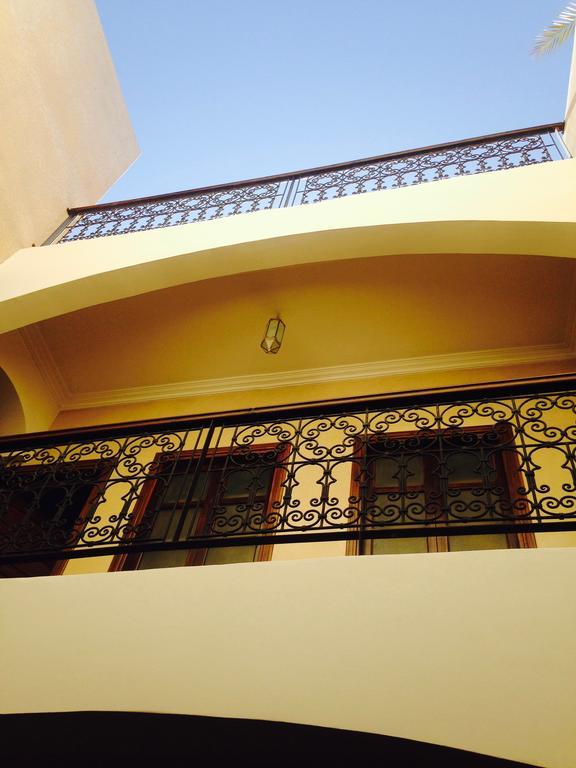 Riad Bjoujna Marrakesh Bagian luar foto
