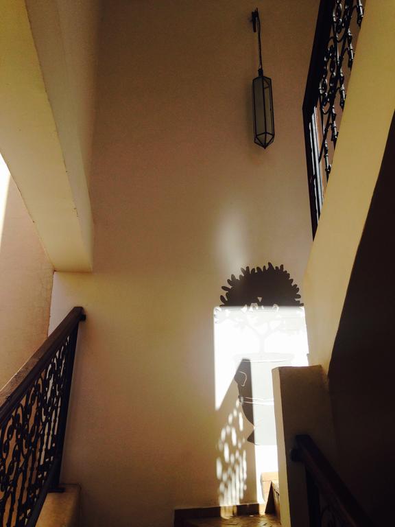 Riad Bjoujna Marrakesh Bagian luar foto