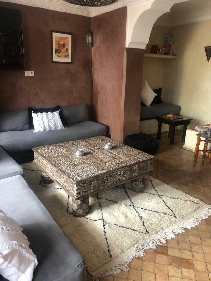 Riad Bjoujna Marrakesh Bagian luar foto