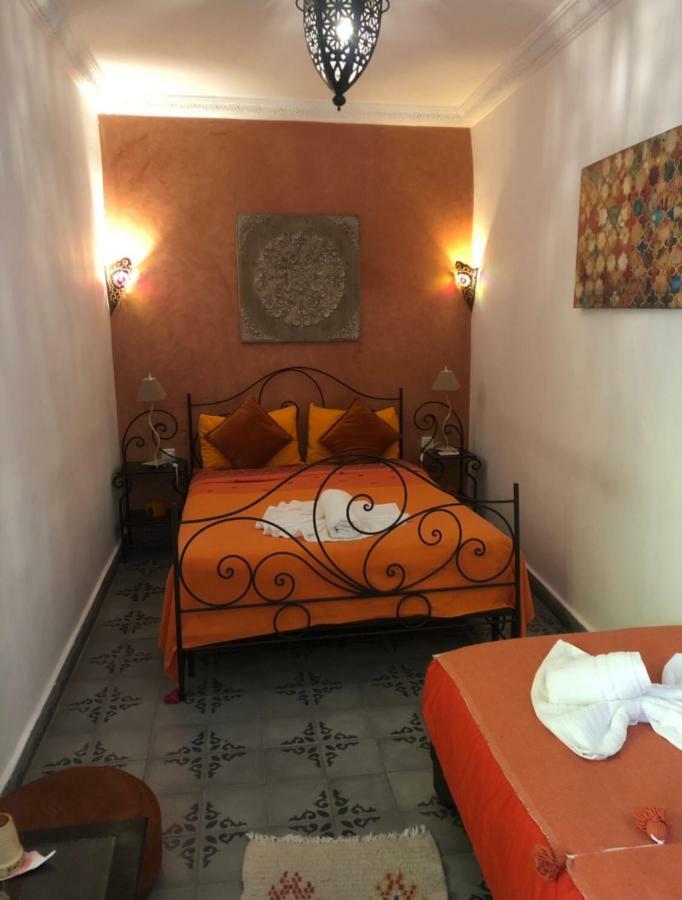 Riad Bjoujna Marrakesh Bagian luar foto